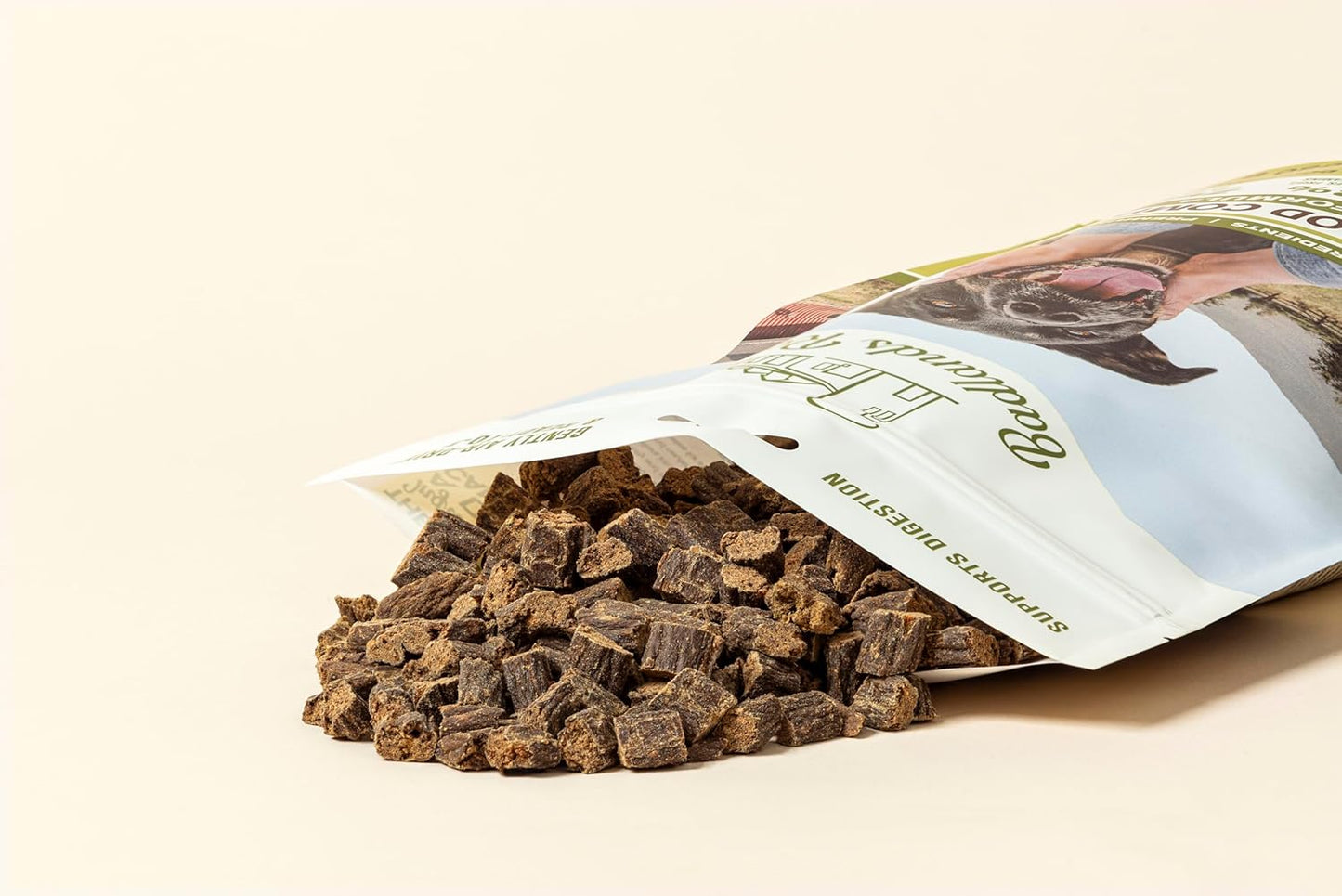 Superfood Complete Air-Dried Adult Dog Food – 64 oz. (Beef Formula) by Katherine Heigl (Available at Cure Venta)